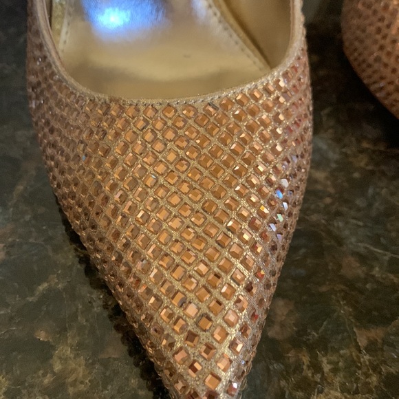 Steve Madden Zans gold pointed toe crystal pumps - Picture 6 of 10
